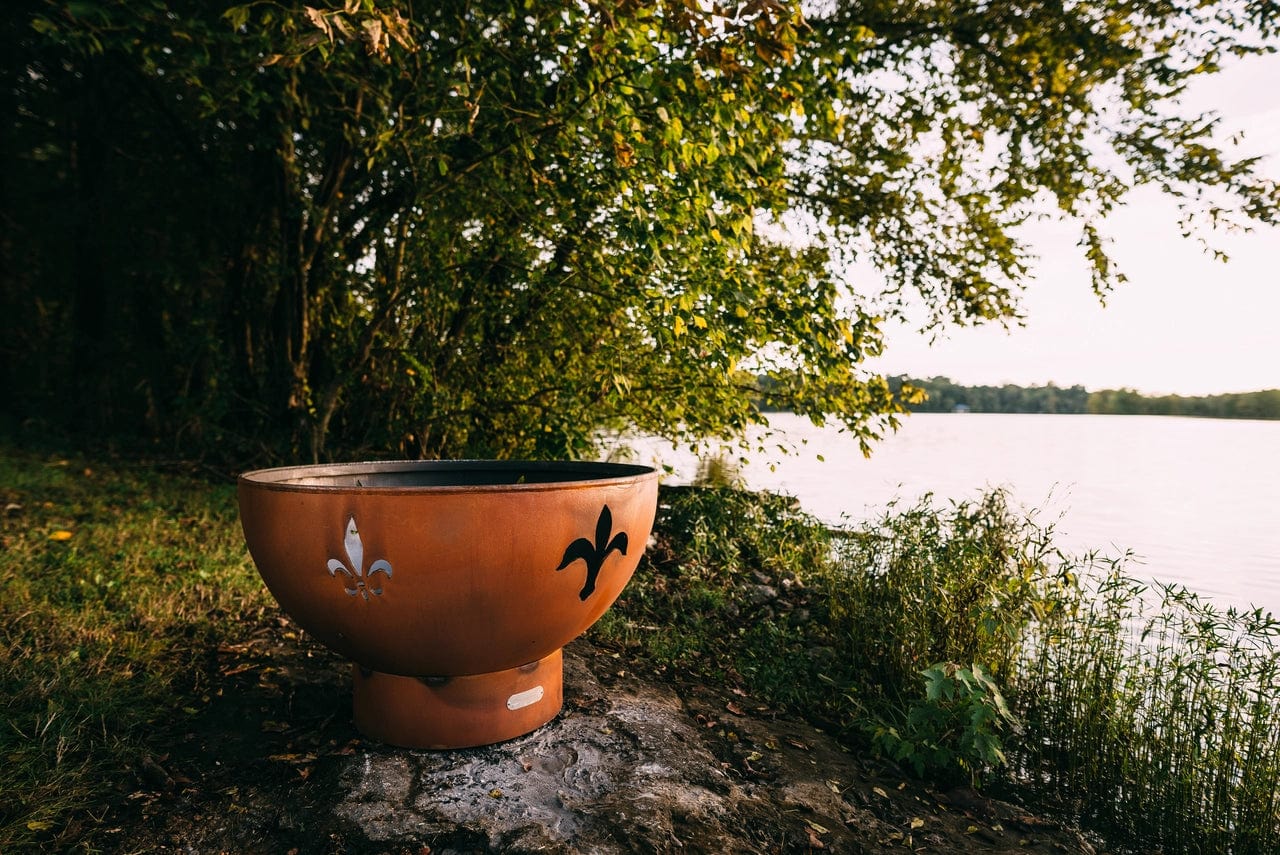 Fire Pit Art Fleur de Lis - Backyard Marketplace