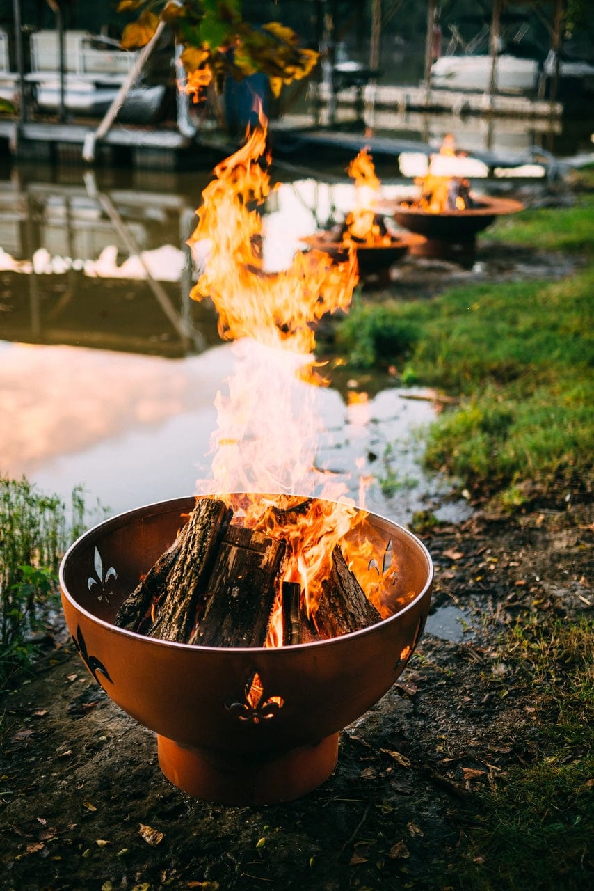 Fire Pit Art Fleur de Lis - Backyard Marketplace